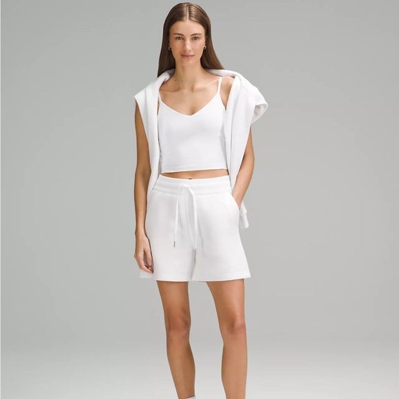 lululemon athletica Pants - Lululemon NWT Scuba High-Rise 5” Shorts